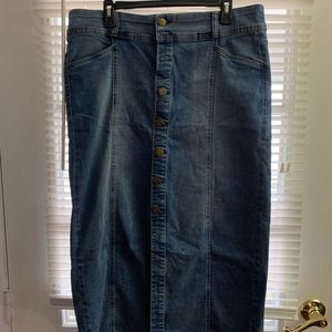 Ladies Denim Skirt
